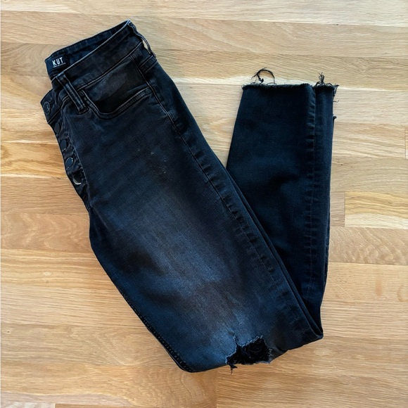 Black distressed jeans - Picture 1 of 3
